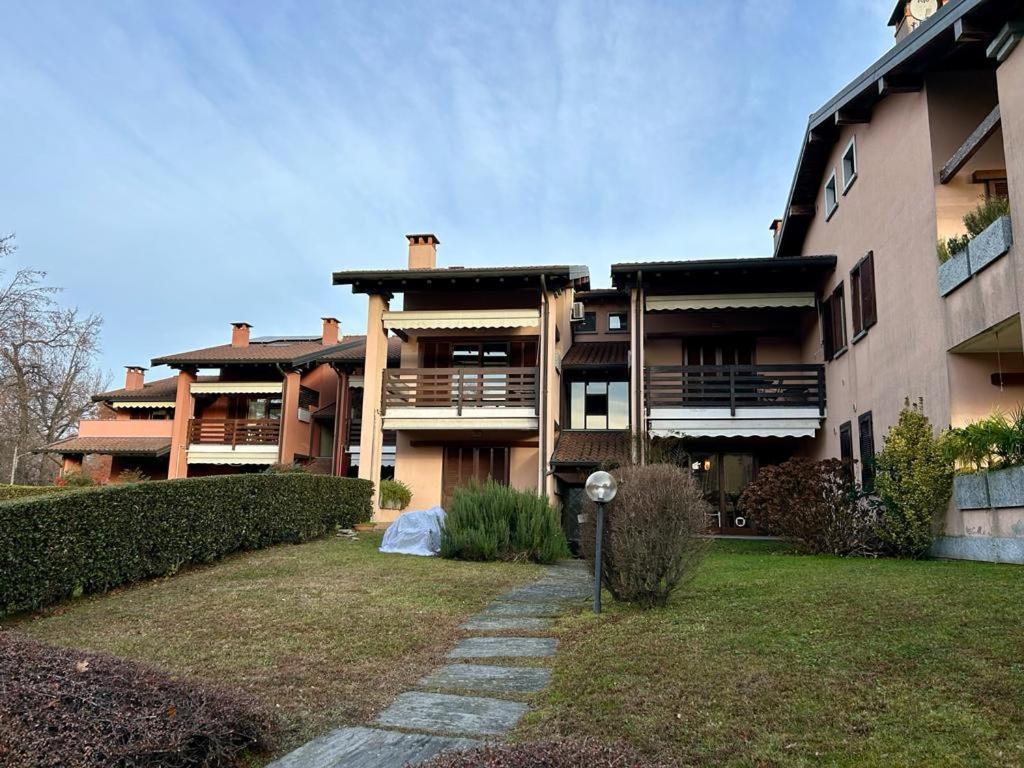 Kibilu - Residence With Pool, Near Lake Maggiore Monvalle Exterior photo